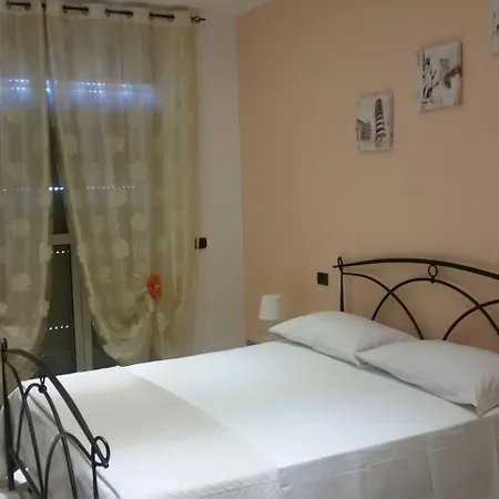 Bbcinecitta4you Bed & Breakfast Roma